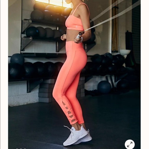 RARE Free People Power Up leggings NWT - Picture 9 of 11